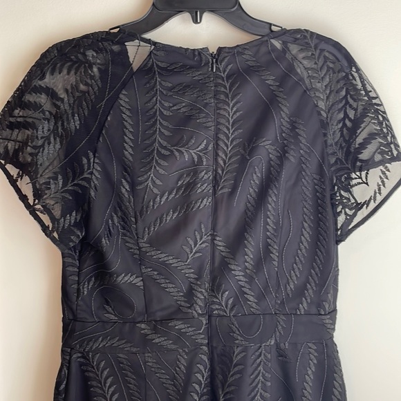 🎁NEW🎁For Love & Lemons ISLA Deep V Black Embroidered Mini Dress, Large - Picture 7 of 7